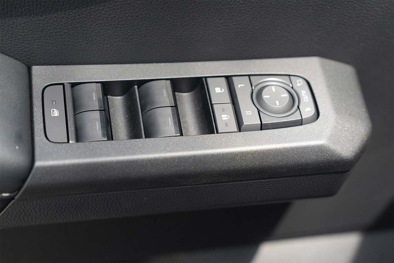 Toyota Hilux ADVENTURE 2026 Toyota Hilux Travo 2.8L Diesel 4x4 Automatic — Thailand Specs
