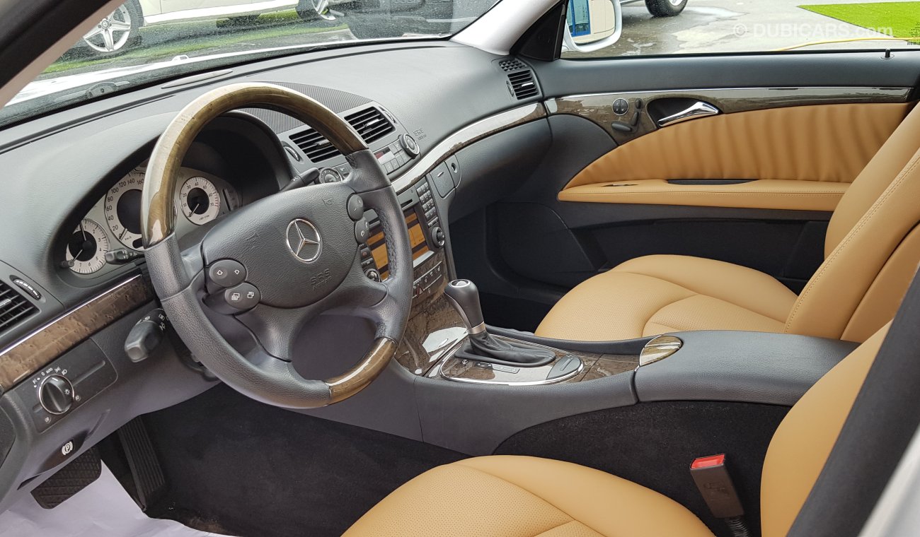 Mercedes-Benz E 350 Japan imported - Very clean car free accident 50000 km only