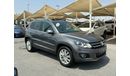 Volkswagen Tiguan SEL ACCIDENTS FREE - GCC - FULL OPTION - CAR IS IN PERFECT CONDITION INSIDE OUT