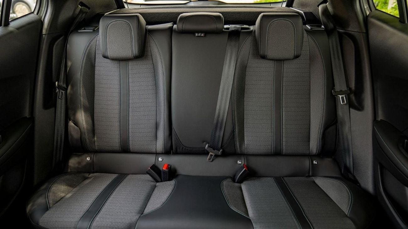 Peugeot 2008 PEUGEOT 2008 ALLURE 1.2P AT MY2023