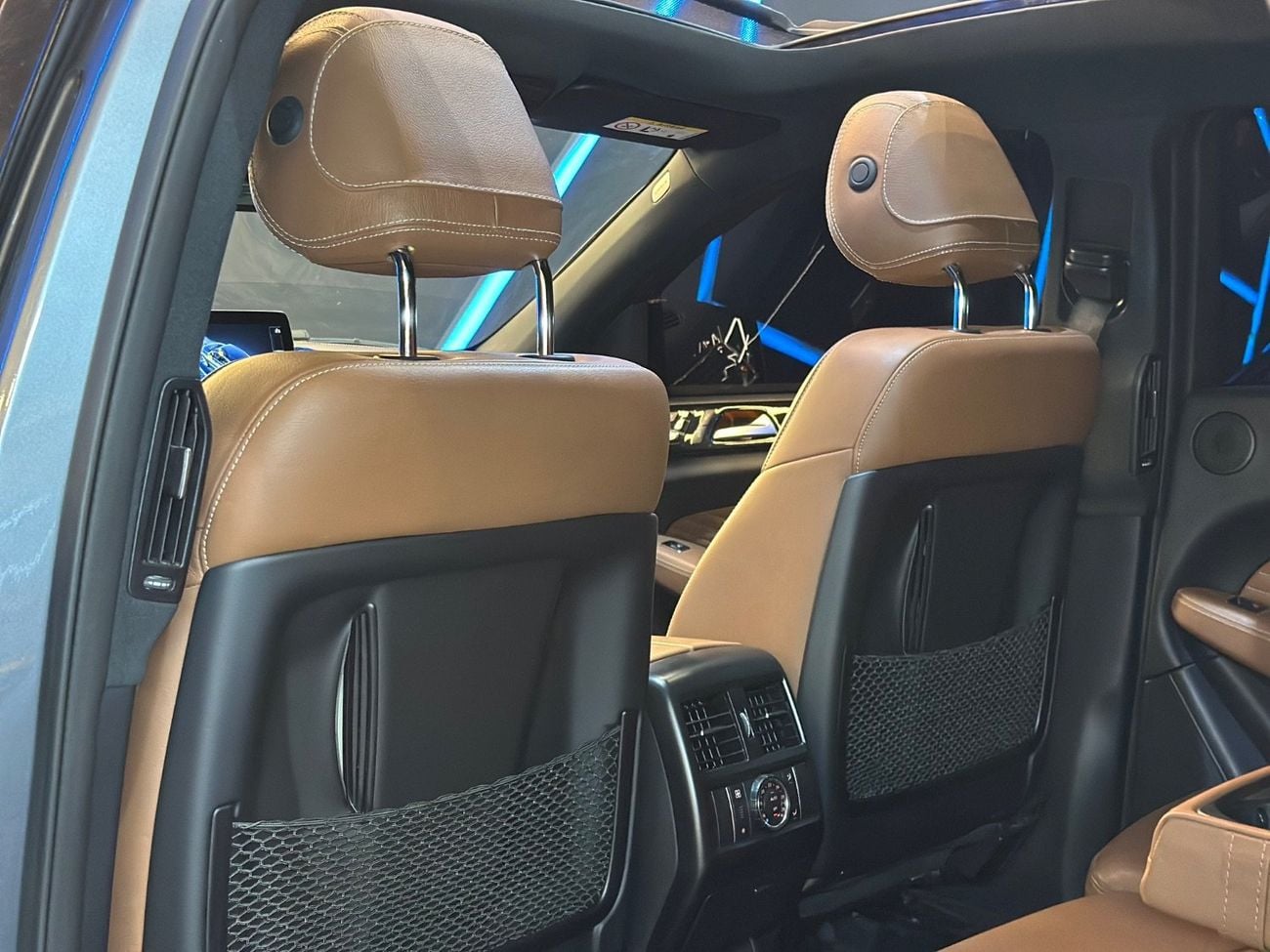 مرسيدس بنز GLE 43 AMG MERCEDES-BENZ GLE 43 AMG | GCC | 2019 | FULL OPTIONS LIKE NEW