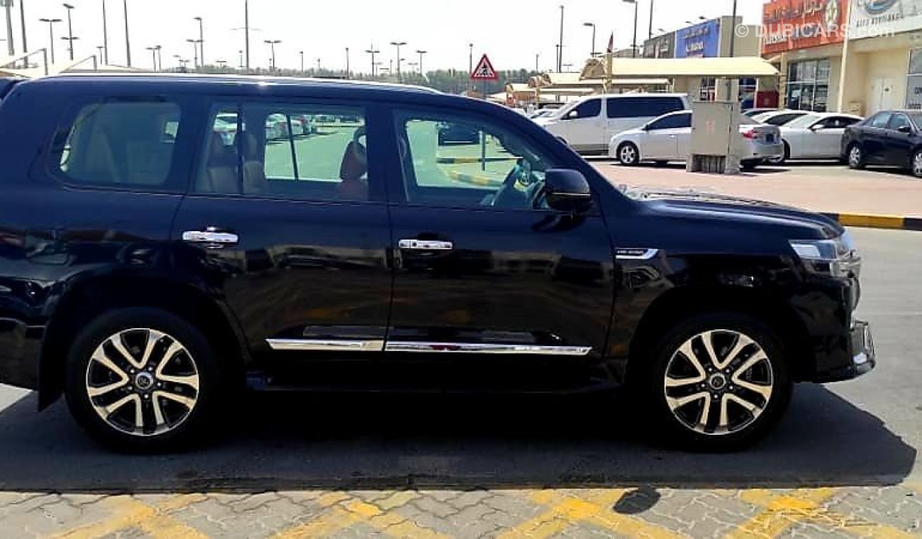 Toyota Land Cruiser V6 GX.R upgrade 2020