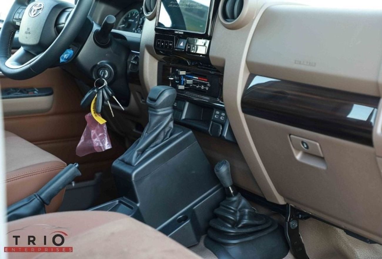 Toyota Land Cruiser Pick Up TOYOTA LC79 PICKUP - S.CAB - 4.0L - PET - AT - 2025MY