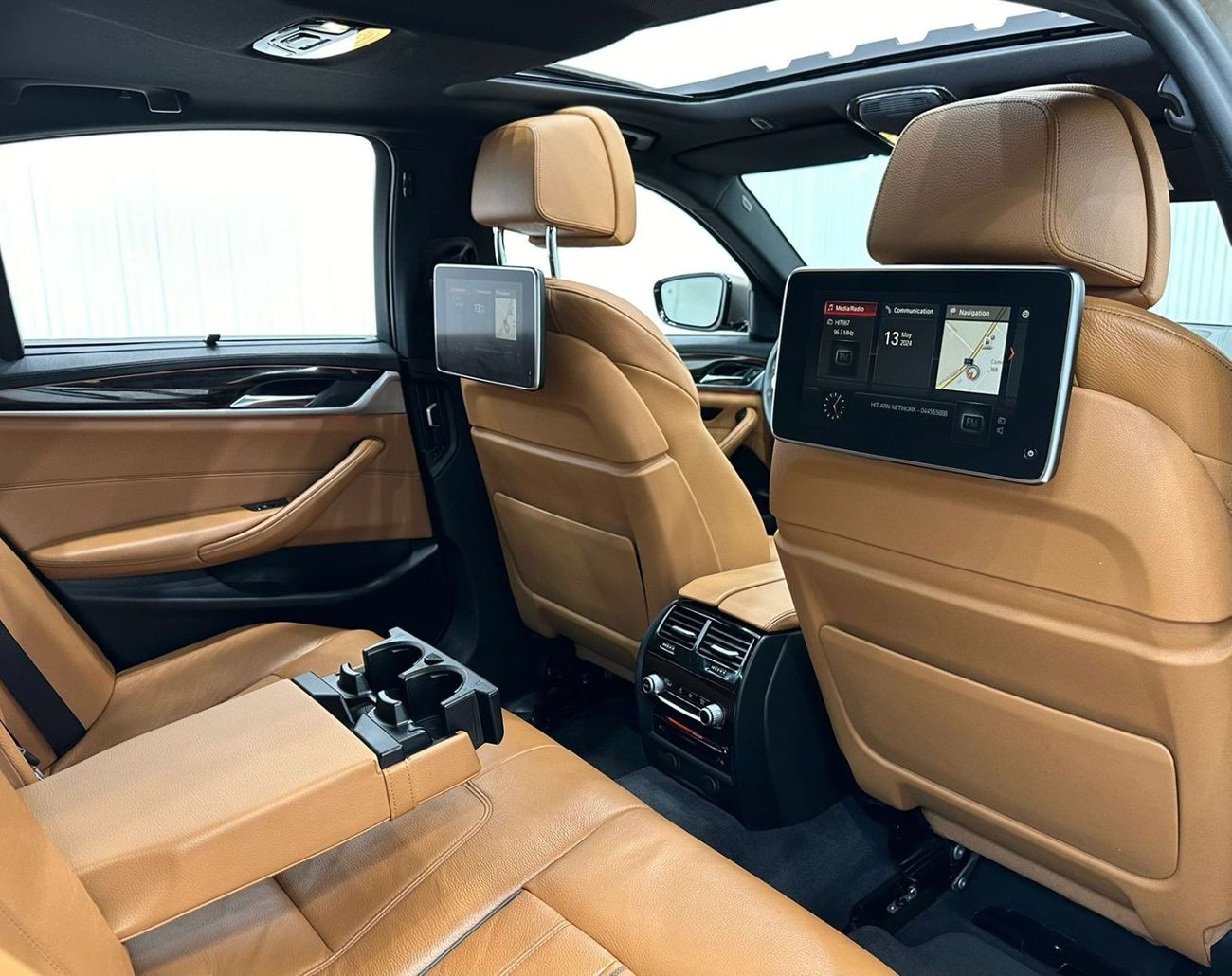 BMW 530i M Sport 2017 BMW 530i Sport-Line, Warranty, Full Service History, Full Options, GCC