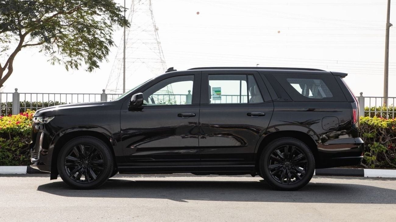 Cadillac Escalade Sport 4WD + TV BLACK EDITION/GCC/3 years warranty. For Local Registration +10%