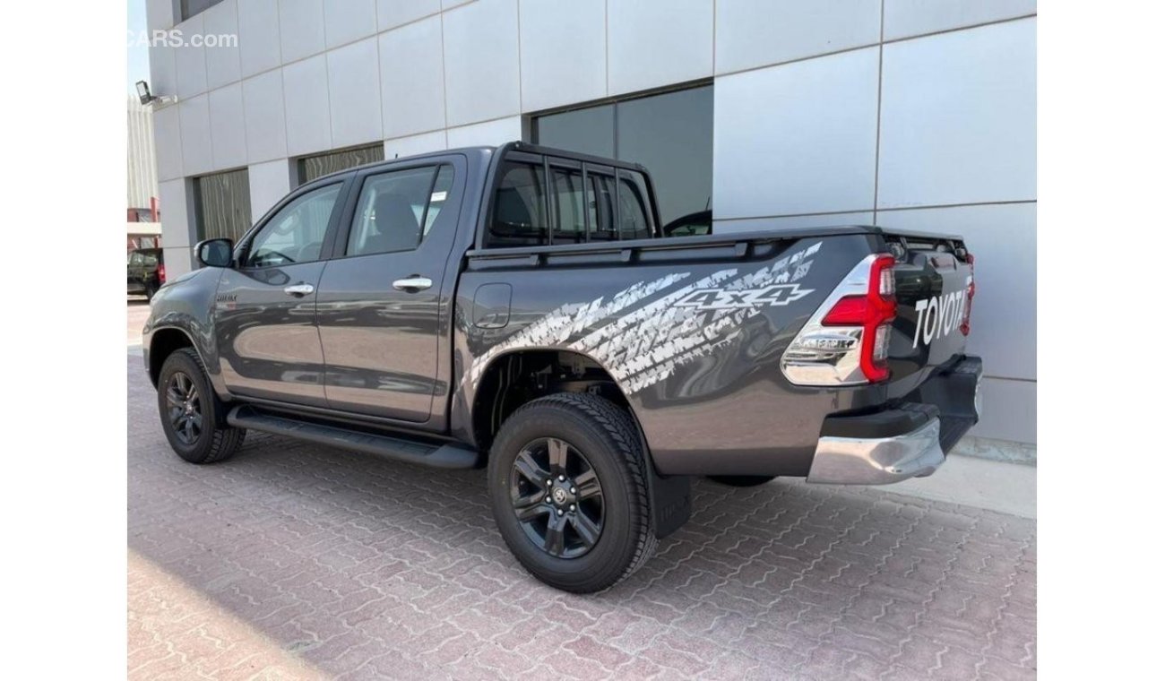 تويوتا هيلوكس Toyota Hilux 4X4 Double Cabin Diesel 2.4L Automatic full option with (Difflock + Push Start) 2022