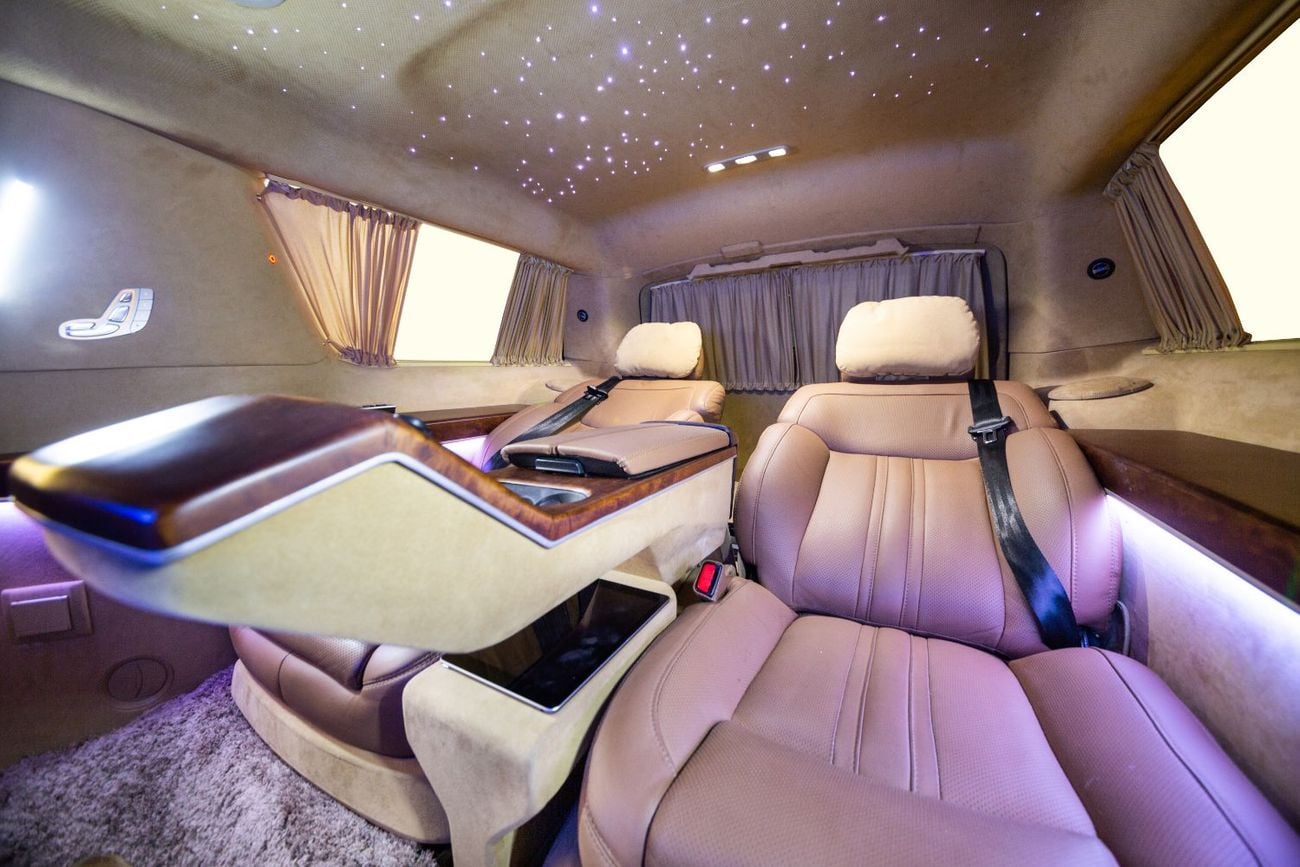 كاديلاك إسكالاد SPORT PLATINUM ERTEX LUXURY DESIGN - 35th YEAR ESCALADE EDITION