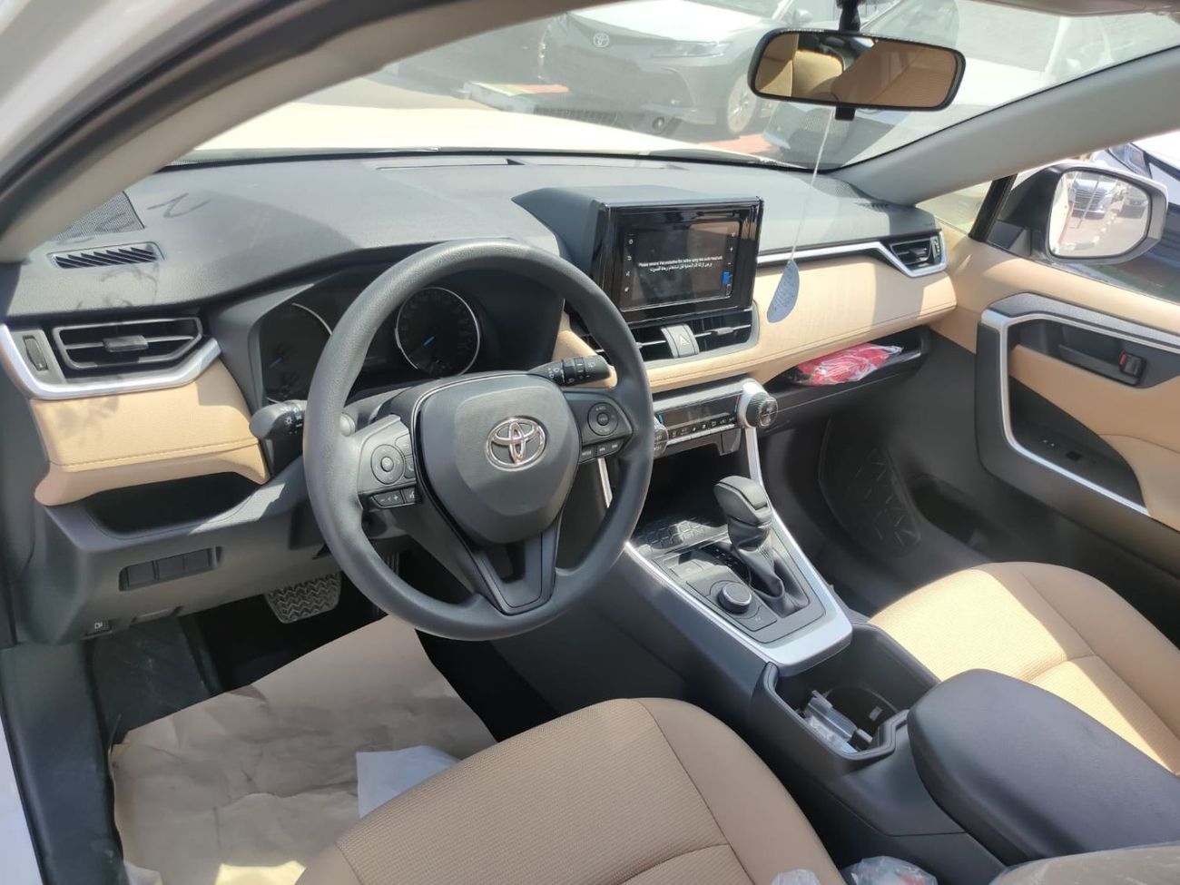 Toyota RAV4 2.5L LE Hybrid 2022 production  ( Ready Stock)