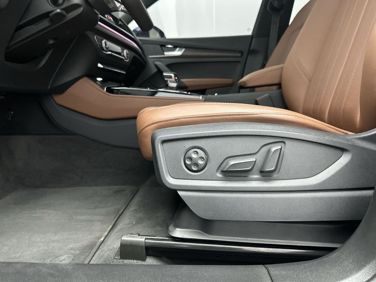 أودي Q5 45 TFSI ADVANCED