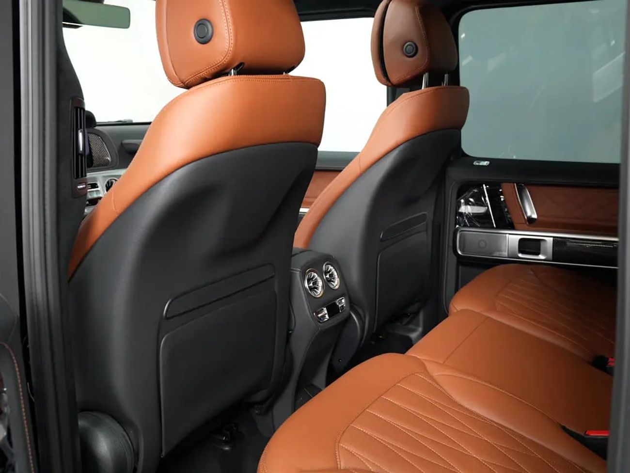 Mercedes Benz G63 AMG STD BRAND-NEW G63 | A22 | WARRANTY | European Spec | A22 | Double Night Package | Carbon interior