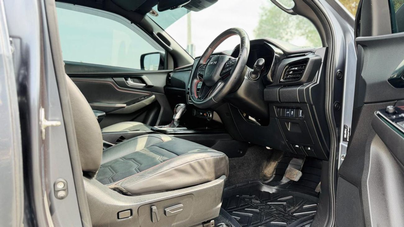 Isuzu DMax X-TERRAIN | AUTOMATIC | 3.0L DIESEL ENGINE | PUSH START | 2022