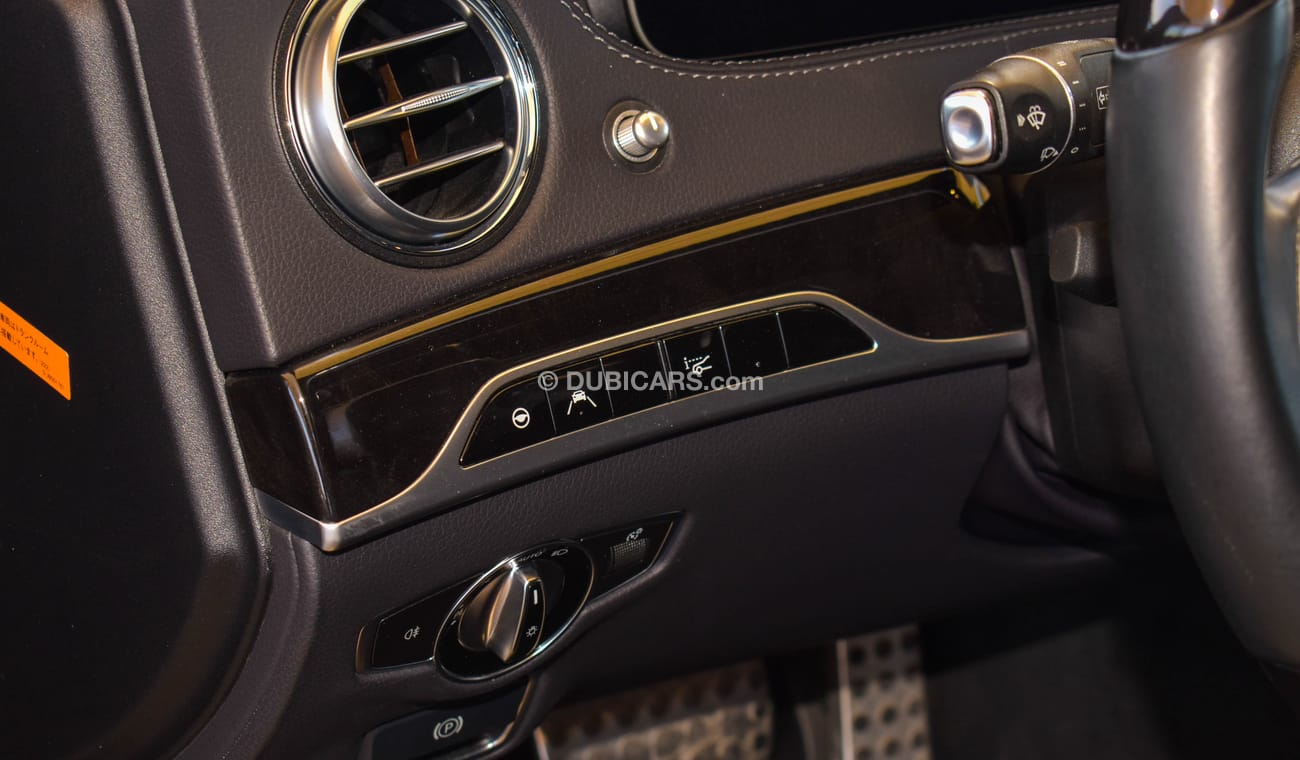 Mercedes-Benz S 560 4 Matic