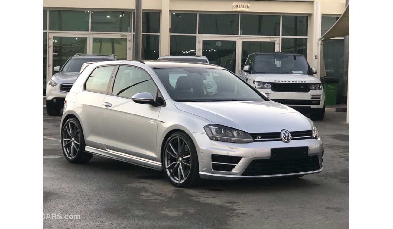 Volkswagen Golf Golf R model 2016 GCC car prefect condition full option panoramic roof leather seats back camera bac