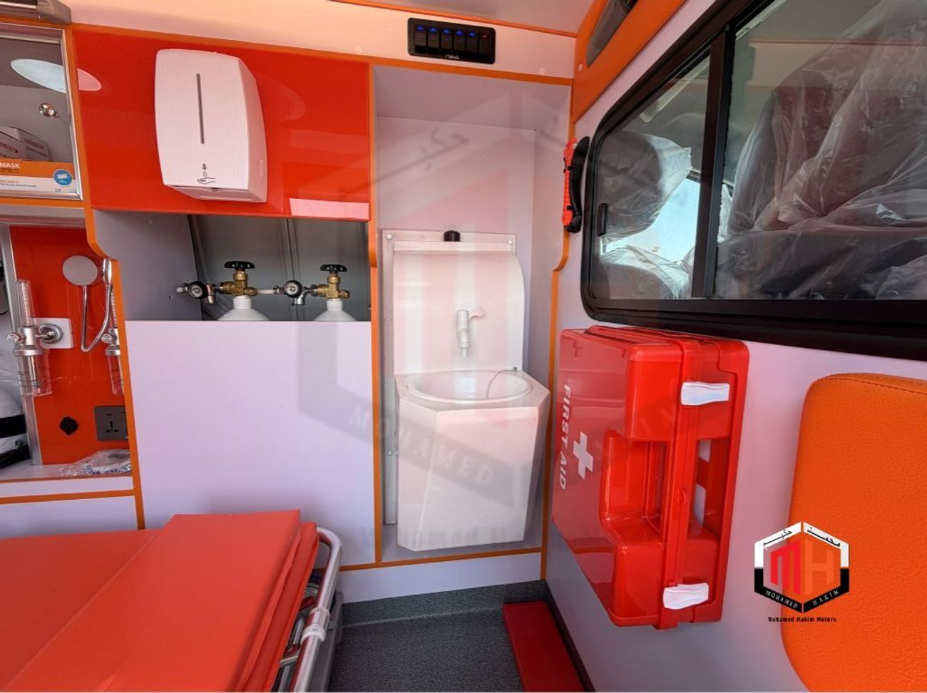 Hyundai Staria Hyundai Staria Ambulance 3.5 2026 – 3.5L V6 | Automatic | 5 Doors | Emergency Medical Vehicle