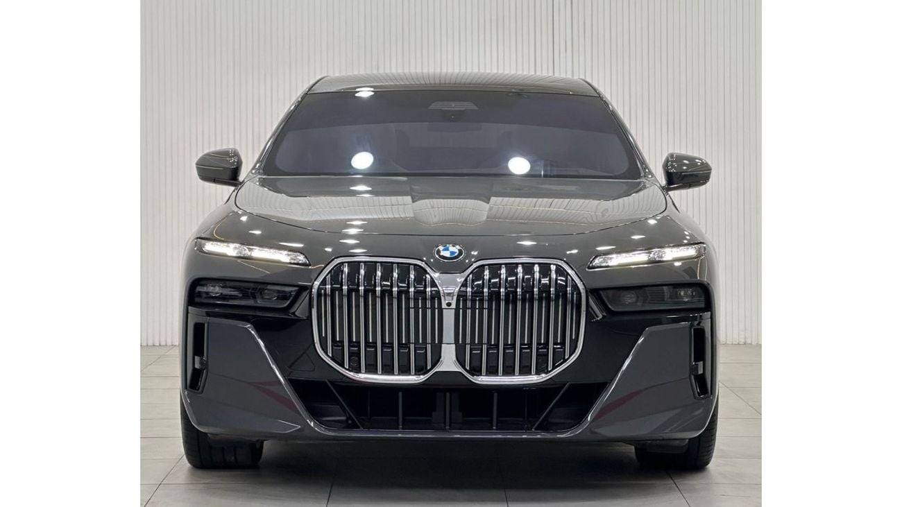 بي أم دبليو 760Li 2024 BMW 760i xDrive M-Sport Masterclass, 2028 BMW Warranty + Service Pack, Fully Loaded, GCC