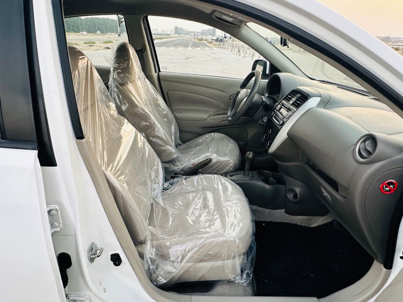 نيسان صني MODEL 2019 GCC CAR PERFECT CONDITION INSIDE AND OUT SIDE