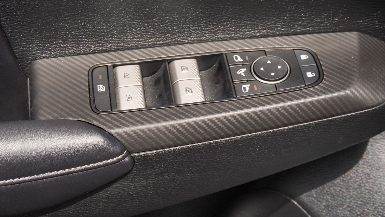 Mitsubishi Outlander Brand New Mitsubishi Outlander High Line 2025 For Export 2.5L Petrol A/T|Silver/Black|OUTLANDER-HL-2