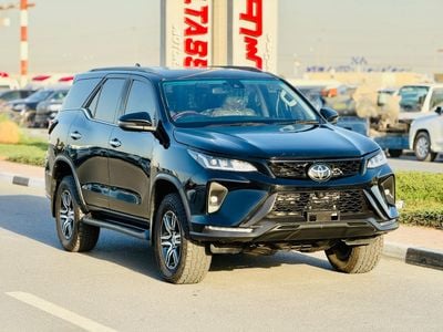 تويوتا فورتونر diesel 2.8 liter ,Right hand drive 2017 Model ,only for export available