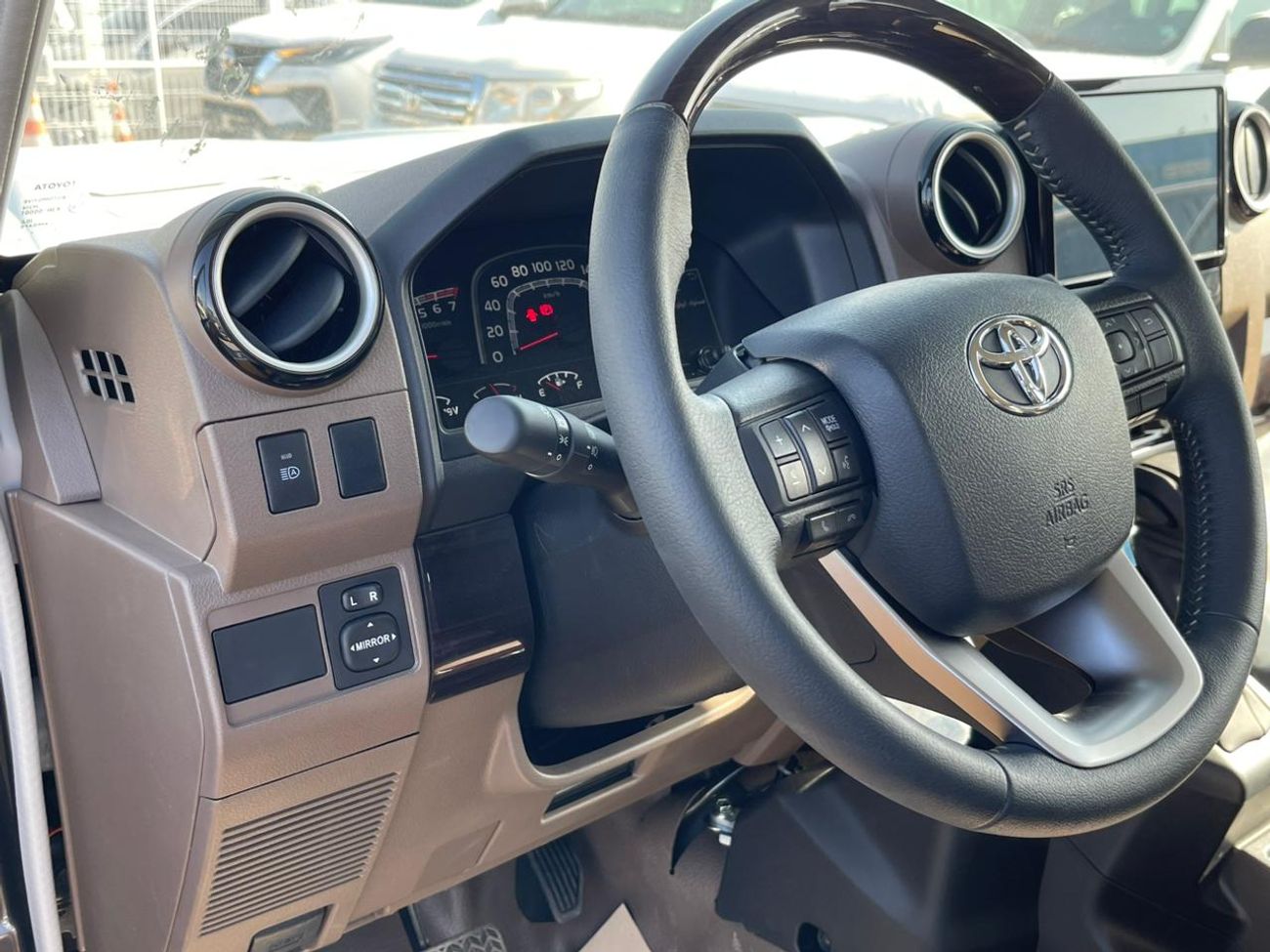 Toyota Land Cruiser Pick Up Std 4.0L Double Cab Utility AWD Toyota LC DC AT PETROL 2025 4.0L Full GREY