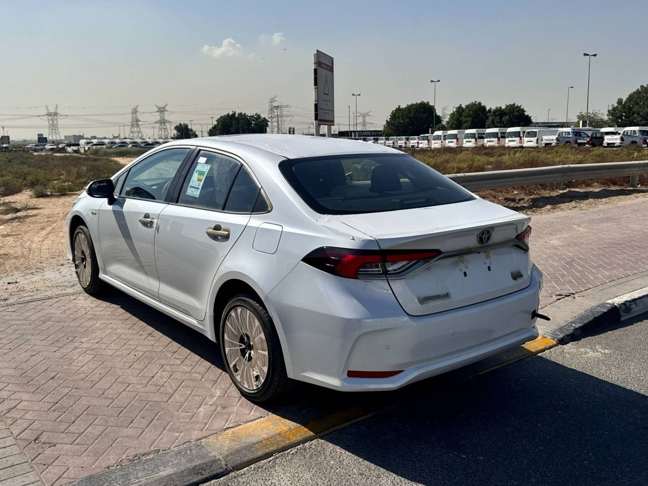 تويوتا كورولا GLI HEV 1.8L