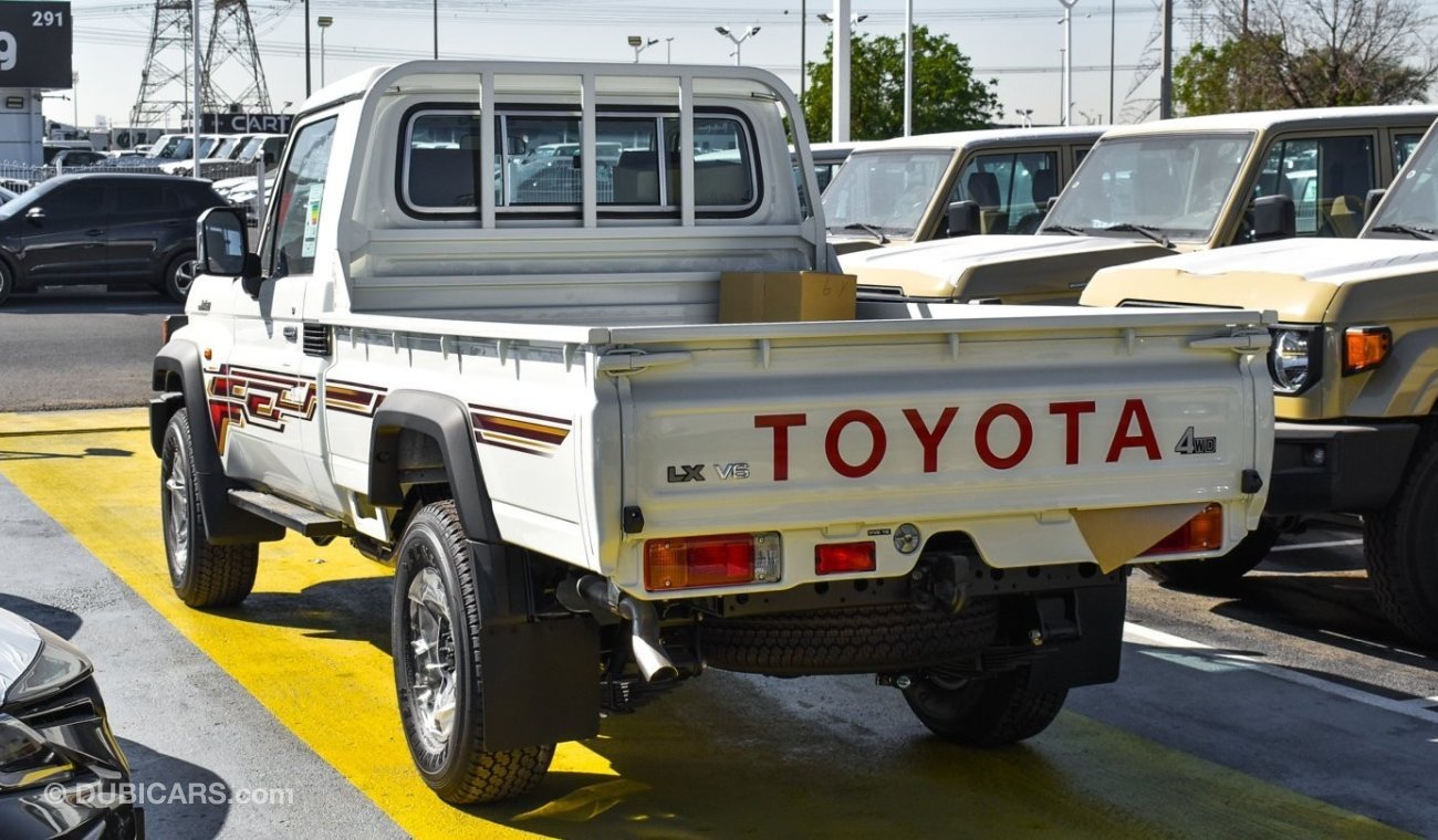Toyota Land Cruiser Pick Up LX 4.0L V6 Petrol Single Cabin M/T