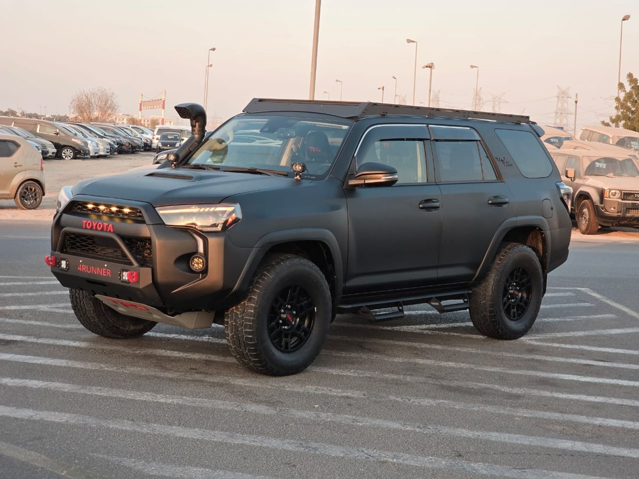 Toyota 4Runner TRD Off-Road 2022 model Push button, 4x4 and math body color