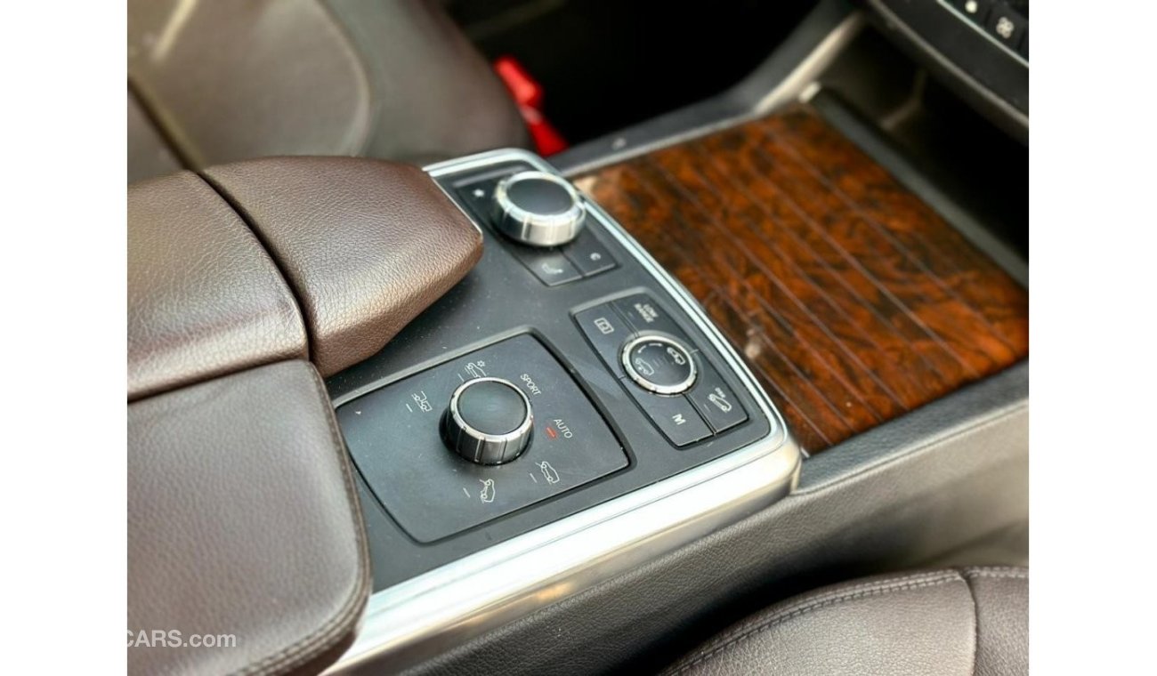 Mercedes-Benz GL 500 Std fully loaded GCC