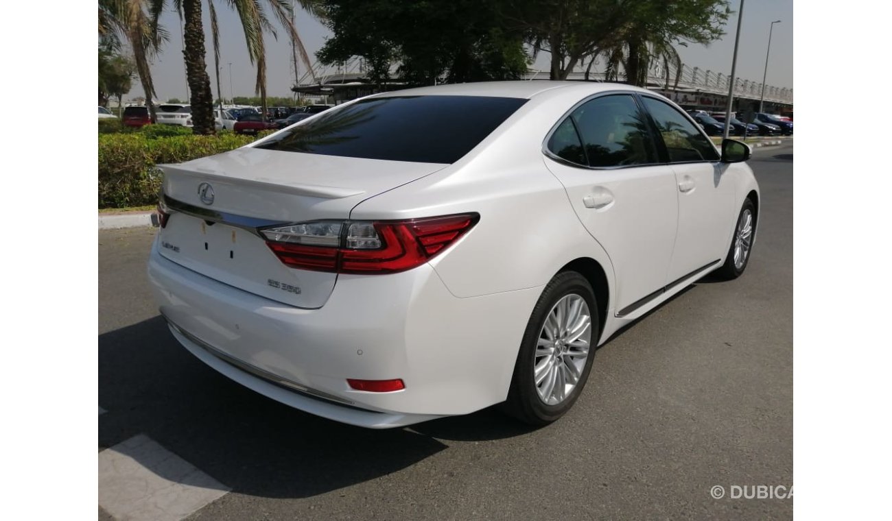 Lexus ES350 AT PREMIER 2018 GCC