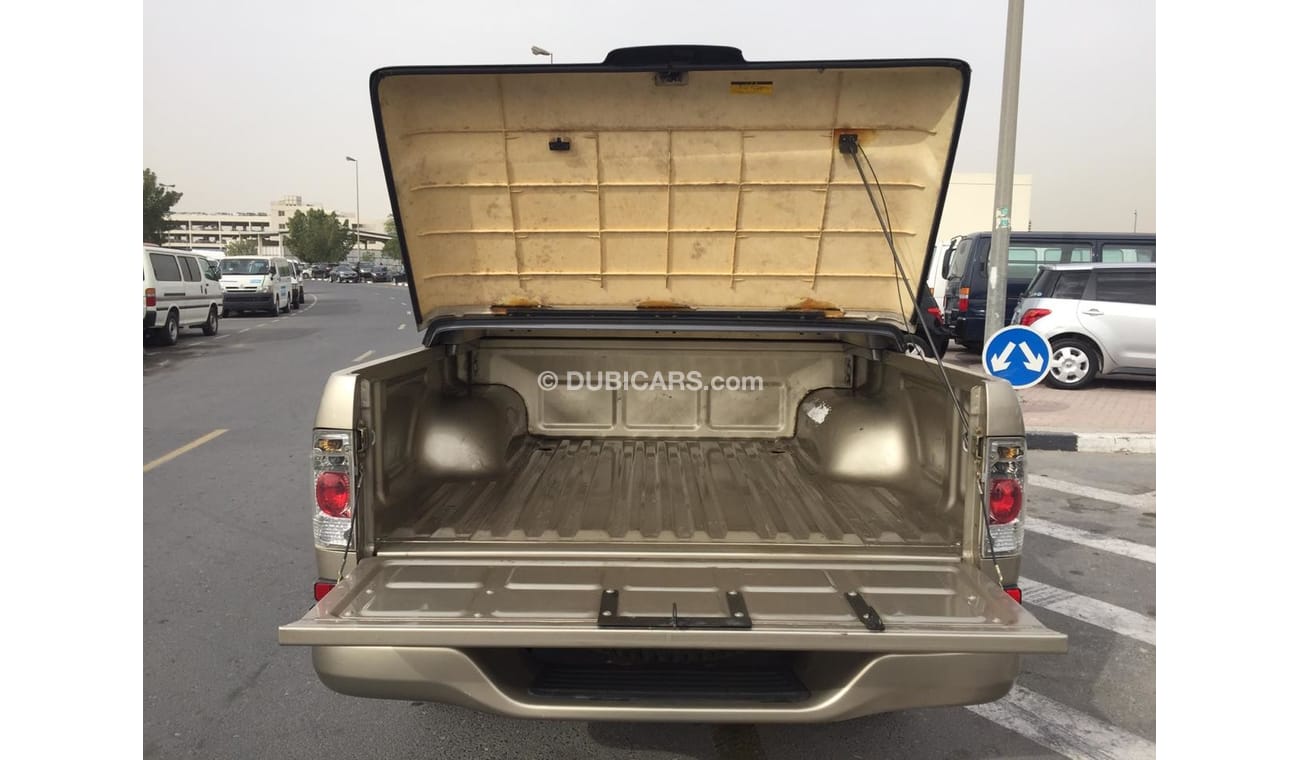 Toyota Hilux Pickup (Double cabin)