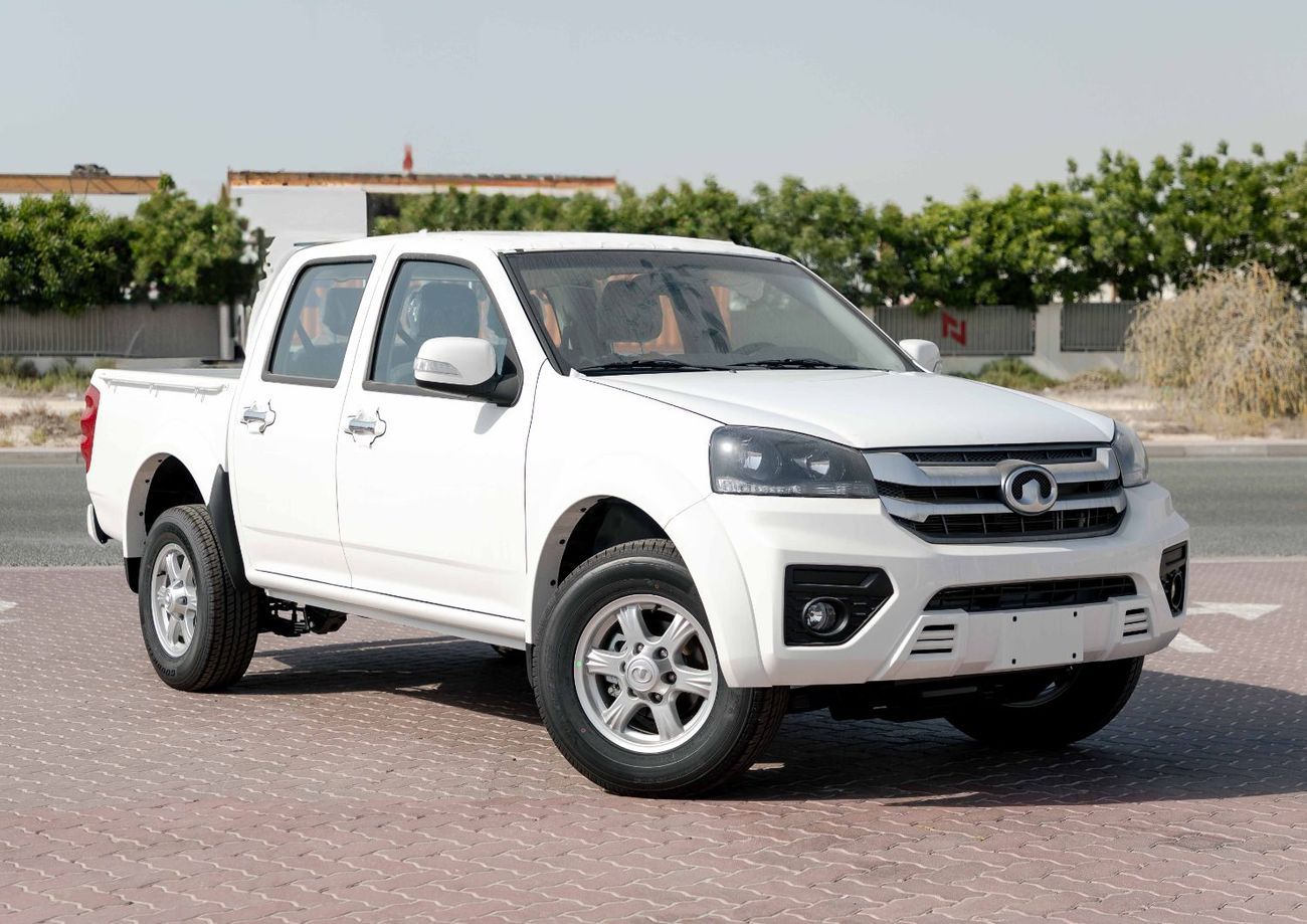 جريت وول وينغل 2026 Greatwall Wingle 5 4X2 Luxury 2.4L - Manual - Titanium White Inside Black | Export Price