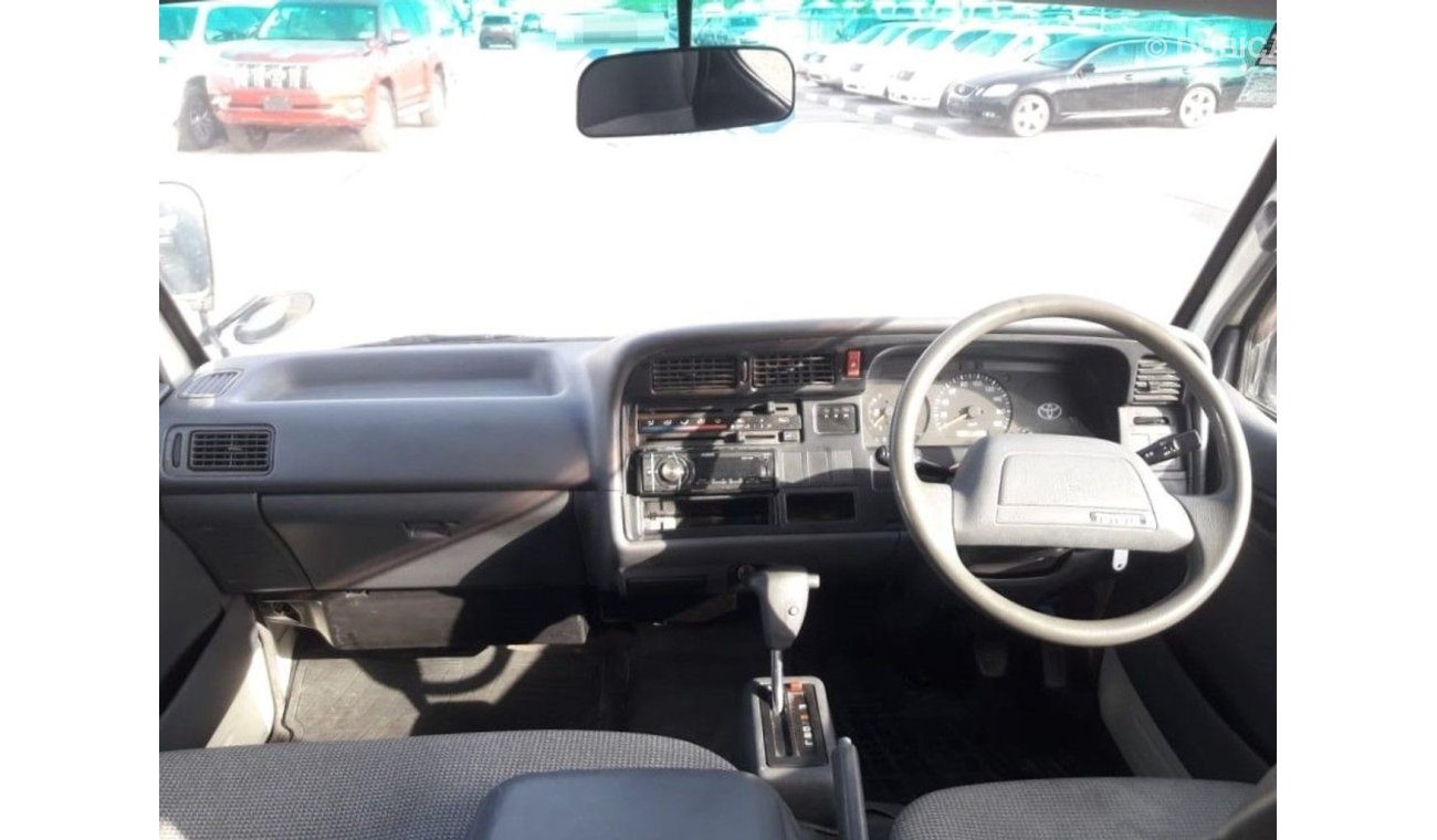 تويوتا هاياس Hiace Van RIGHT HAND DRIVE (Stock no PM 341 )