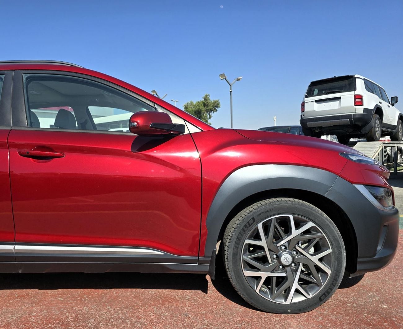 Hyundai Kona Hyundai Kona  Hybrid 1.6l SUV FWD 5Doors  Red Color 2023 Model