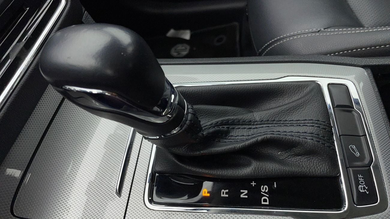 أم جي RX5 LUXURY 1.5 | بدون دفعة مقدمة | اختبار القيادة في المنزل