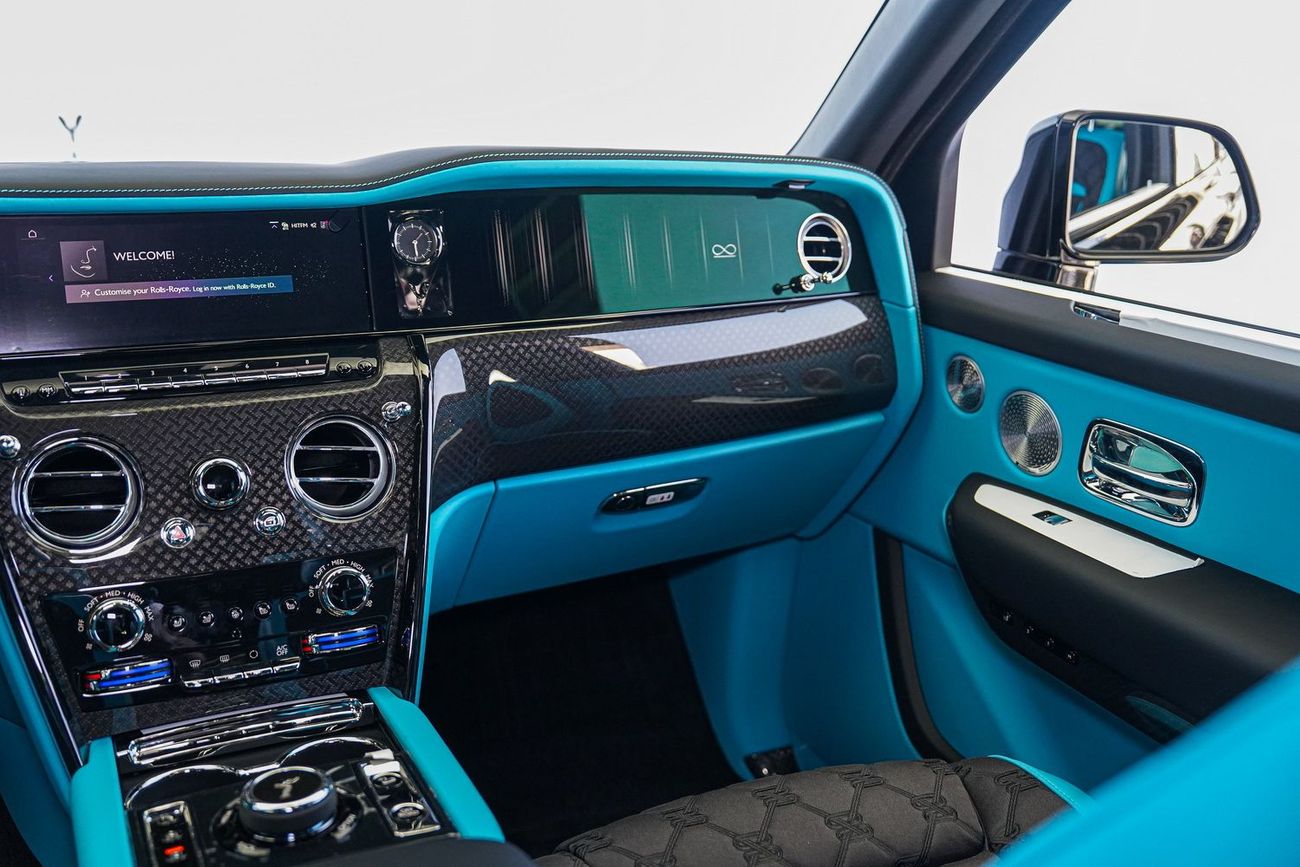 رولز رويس كولينان BLACK BADGE DUALITY TWILL