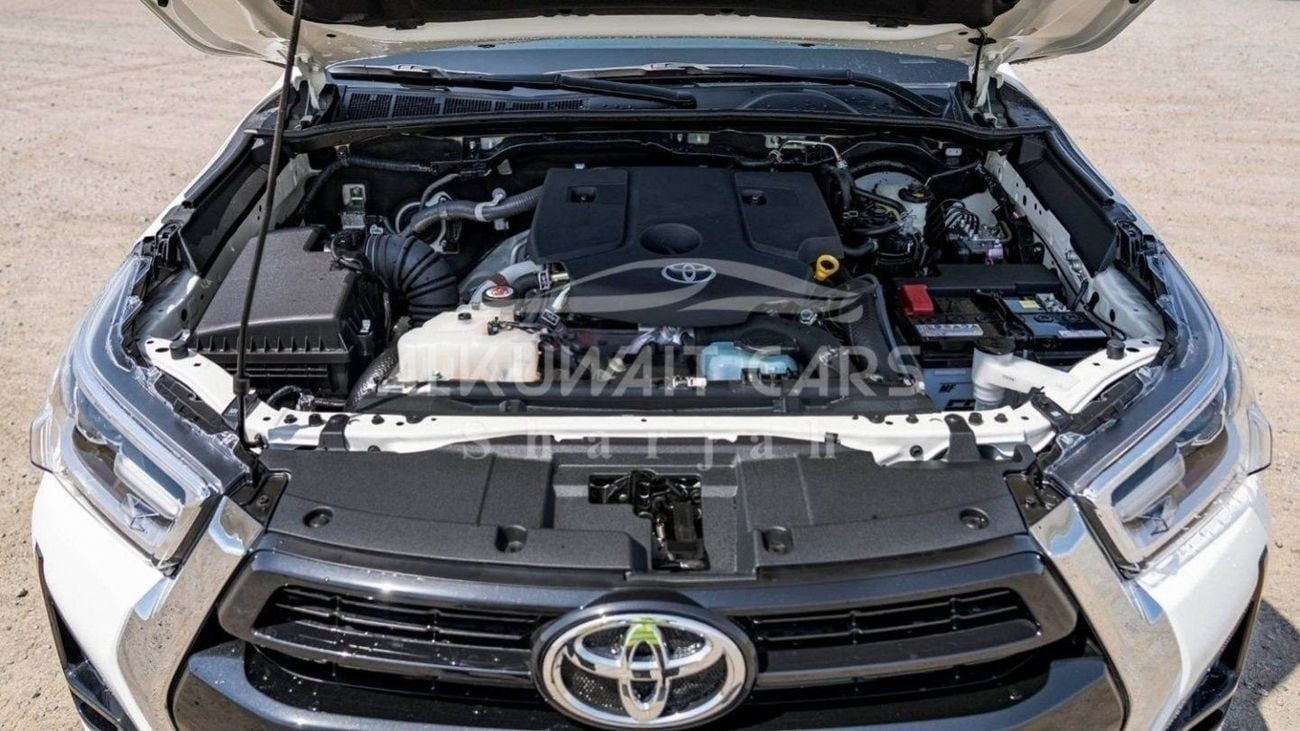 تويوتا هيلوكس Toyota Hilux 2.4L Diesel AT 4X4 Full Option 2024