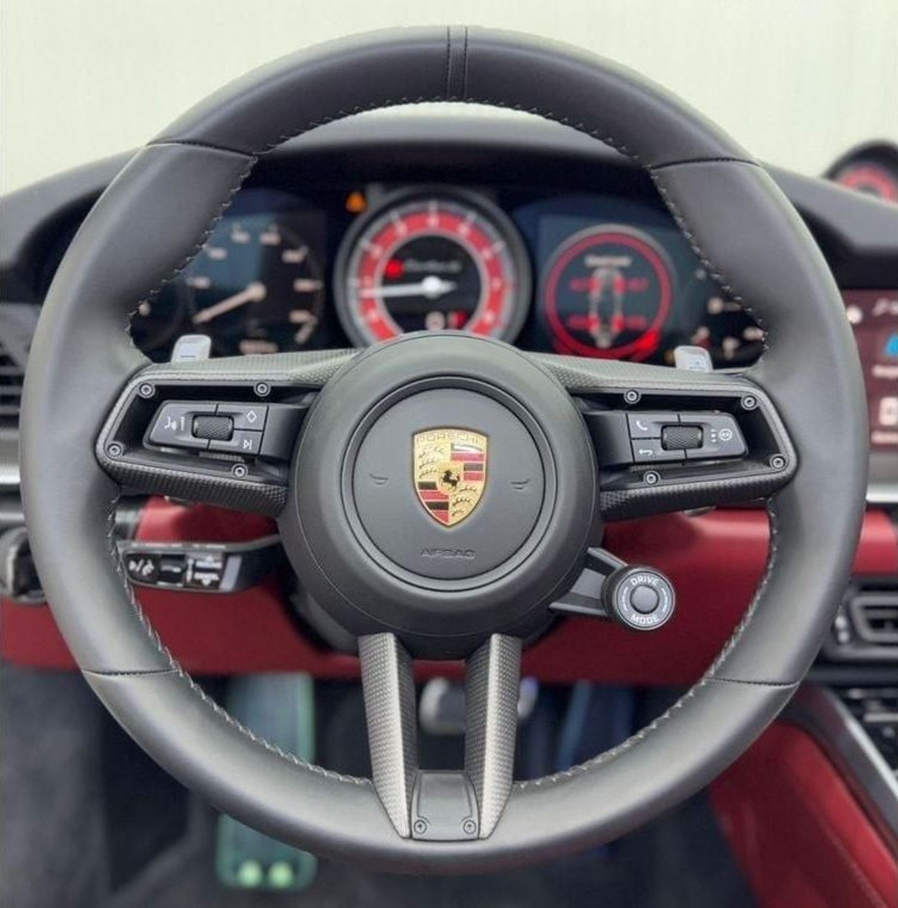 Porsche 911 Turbo S 3.8L (640 HP) Convertible