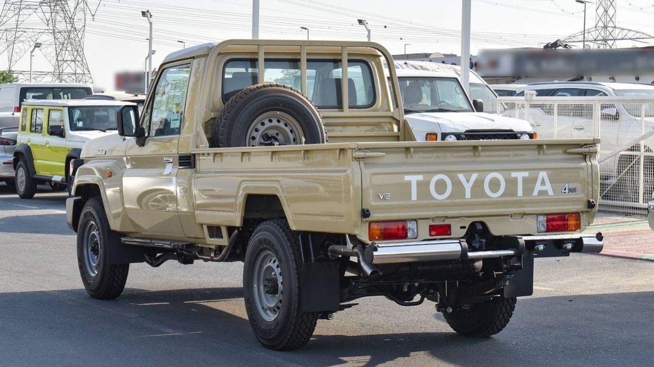 Toyota Land Cruiser Pick Up 4.0L V6 Single Cabin Auto transmission