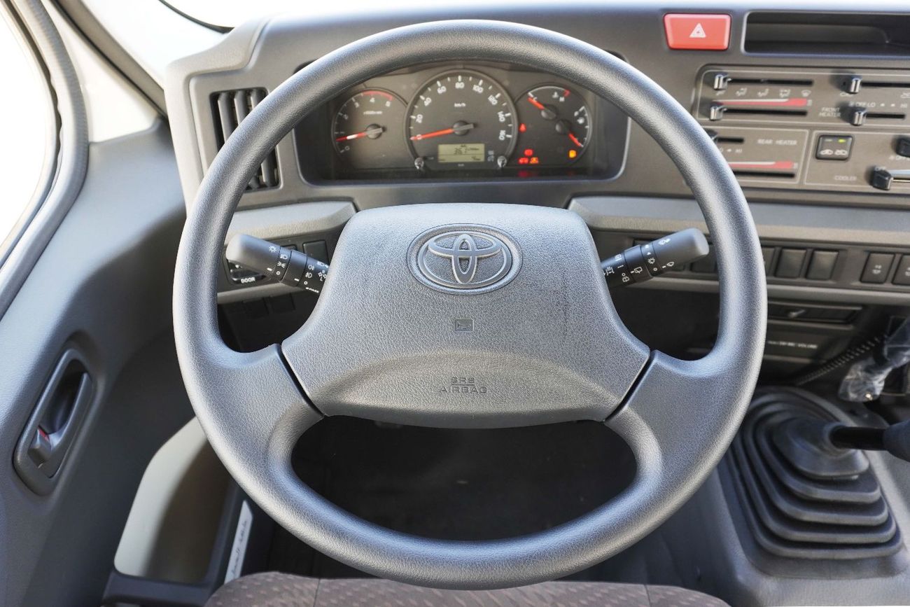 Toyota Coaster 4.0L DSL (23 STR, 2P SEAT BELT)