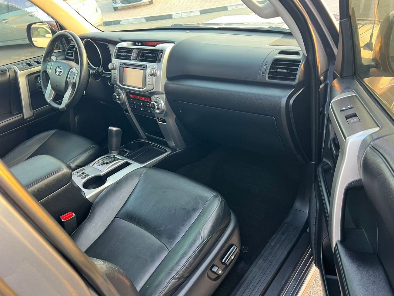 تويوتا Runner4 2013 TOYOTA 4RUNNER LIMITED FULL OPTION - 4.0L V-6 DOHC, VVT,PUSH START - LEATHER ELECTRIC SEATS