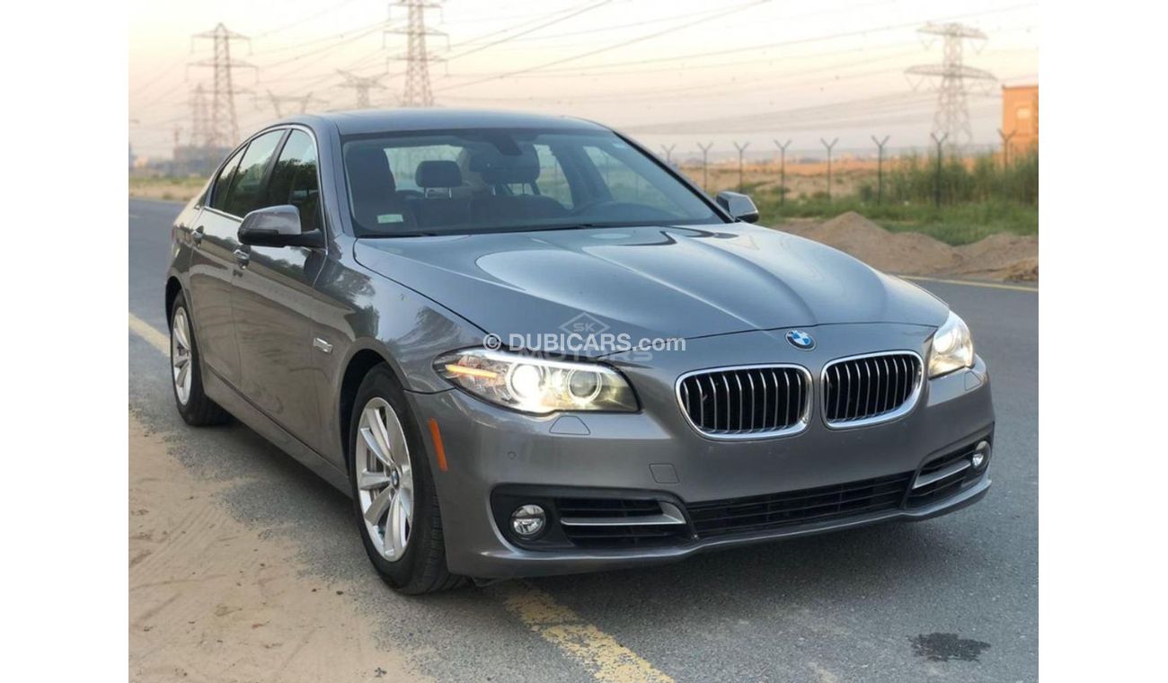 BMW 528i i-Series-DVD-SUNROOF-POWER SEATS-ALLOY RIMS-CRUISE-LEATHER SEATS-NAVIGATION-REAR CAMERA