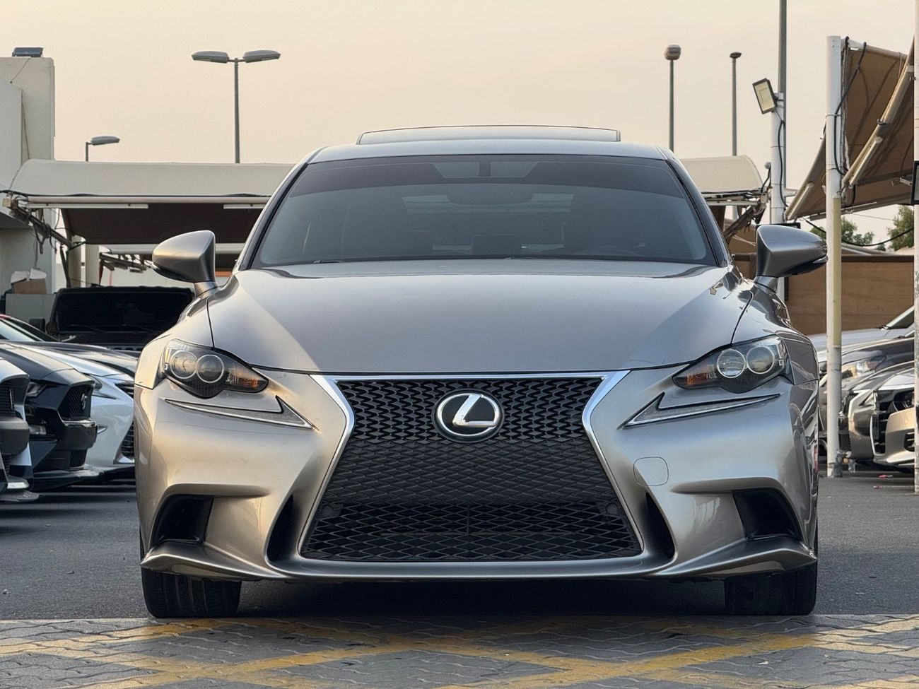 لكزس IS200t F Sport 2.0L