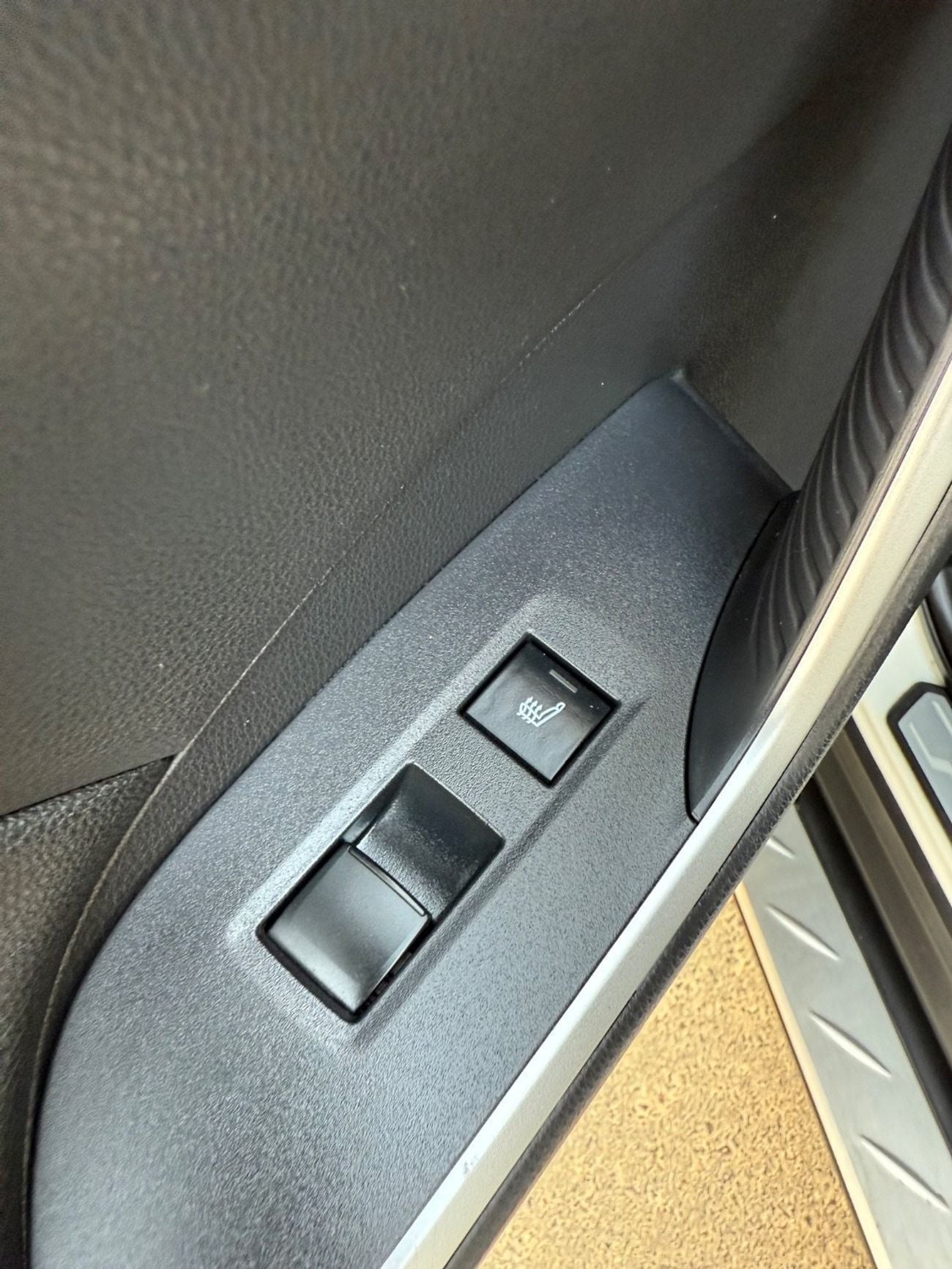 Toyota RAV4 VXR HEV 2.5L (219 HP) AWD 2021 VXR HEV SE PRIME HYBRID +ELECTRIC (219 HP) AWD CANADA SPEC