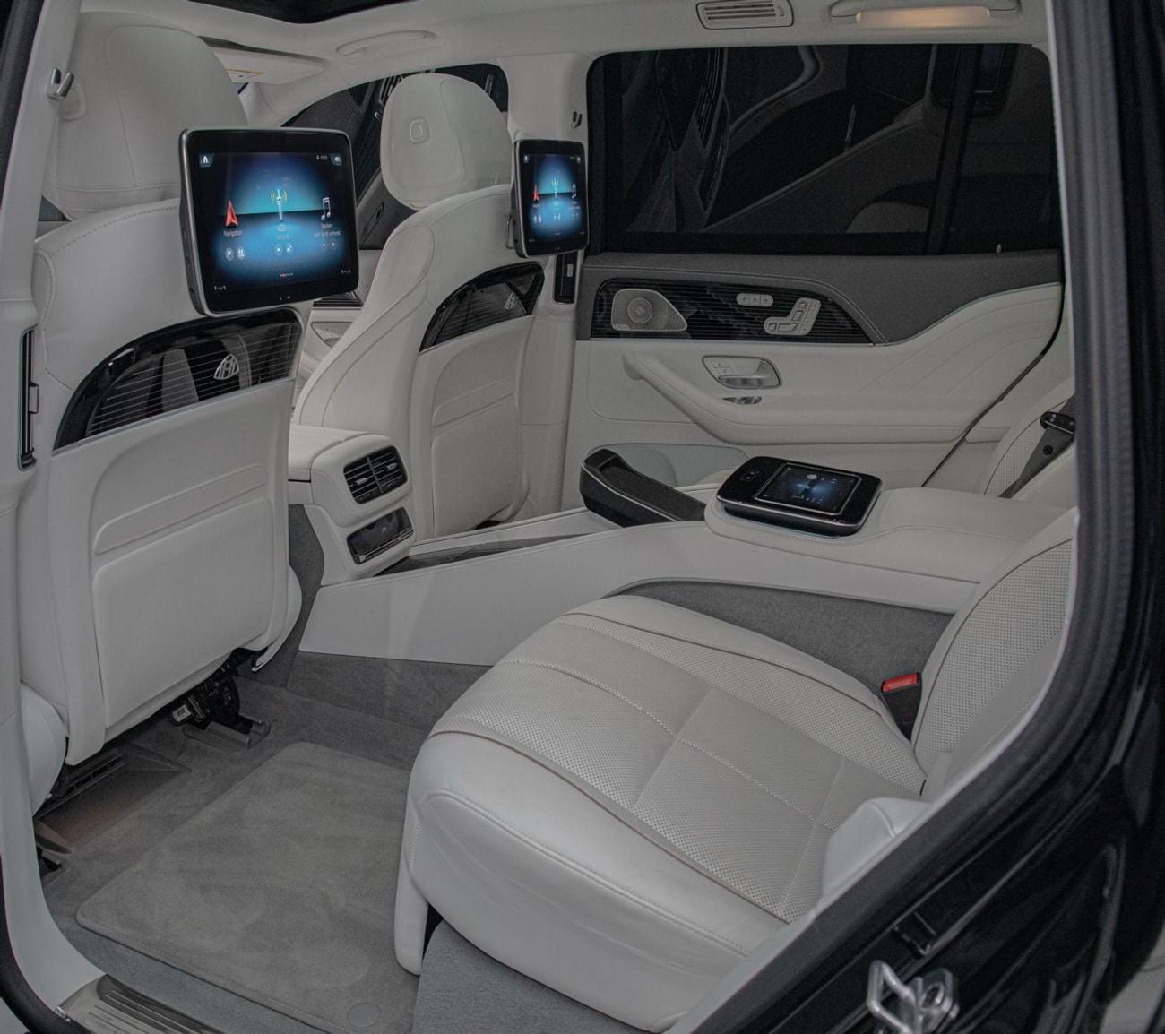 مرسيدس مايباخ gls600 مايباخ