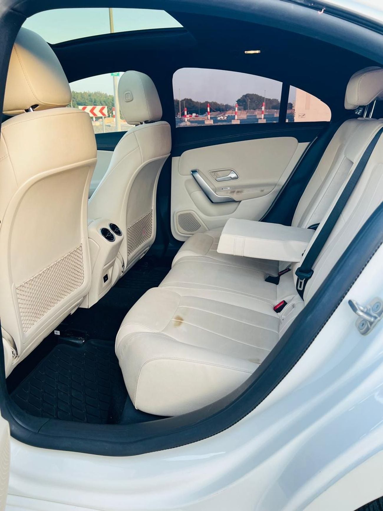 مرسيدس بنز CLA 250 PREMIUM PLUS Premium + 2.0L