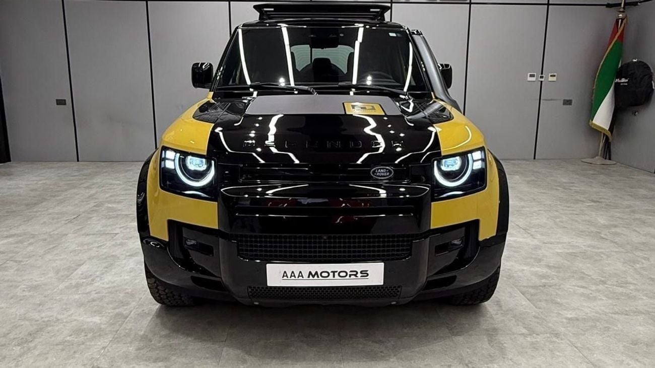 Land Rover Defender Trophy Edition V6 | GCC Specs | 5-Year Warranty & Service Contract