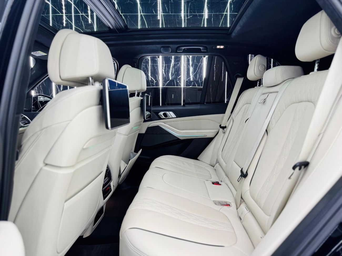 بي أم دبليو X5 M50i 4.4L 2021 BMW X5, 2026 BMW Warranty + Service Pack, Fully Loaded, GCC