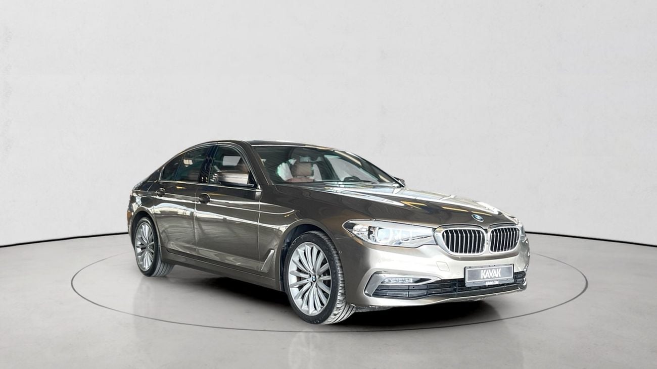 بي أم دبليو 530i LUXURY | شامل الضمان | 0 ﺪﻔﻋﺓ ﺃﻮﻟﻯ