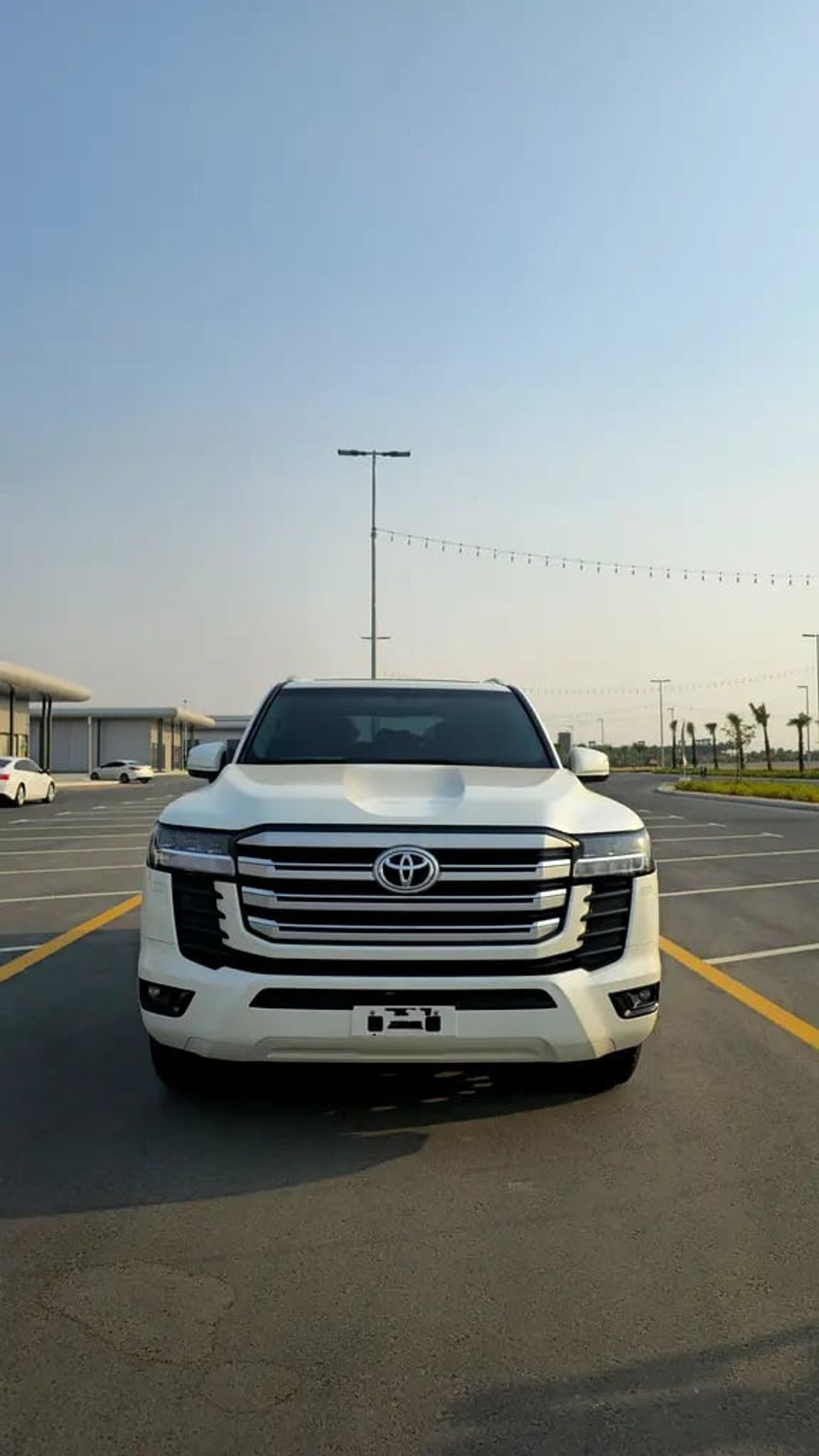 Toyota Land Cruiser GXR GCC Specs