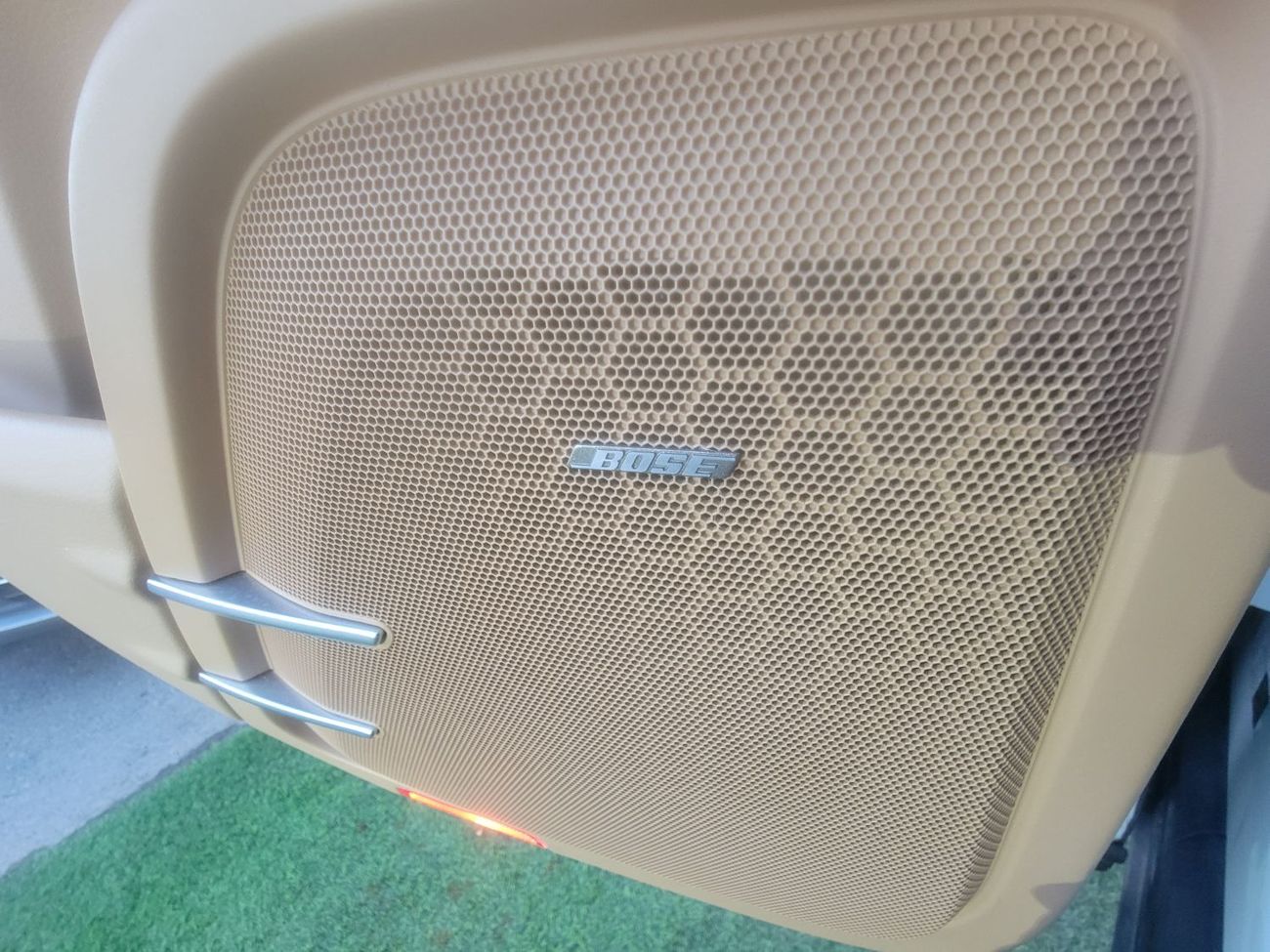 Porsche Cayenne Platinum Edition 3.6L