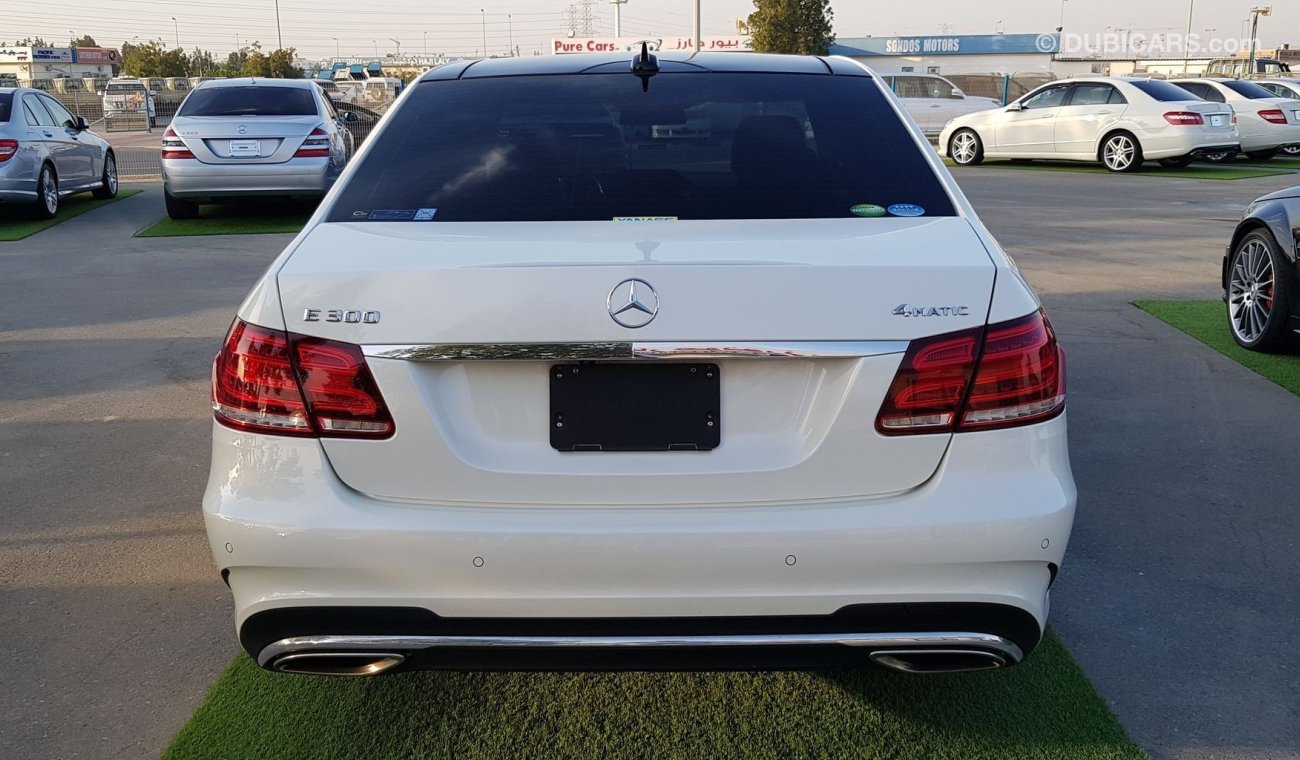 Mercedes-Benz E300 Japan imported - Very clean car free accident 80642 km only